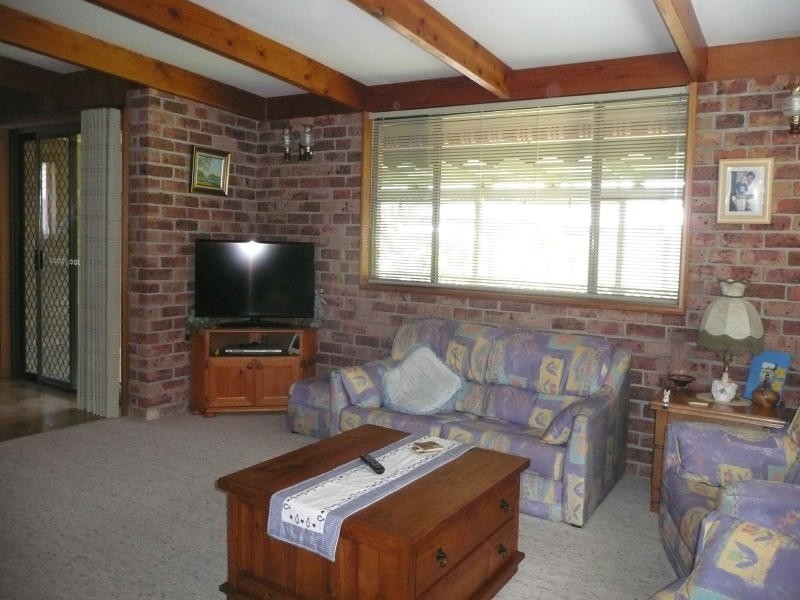16 Wootton Crescent, Taree NSW 2430
