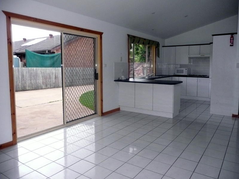 9 Oceanic Place, Old Bar NSW 2430