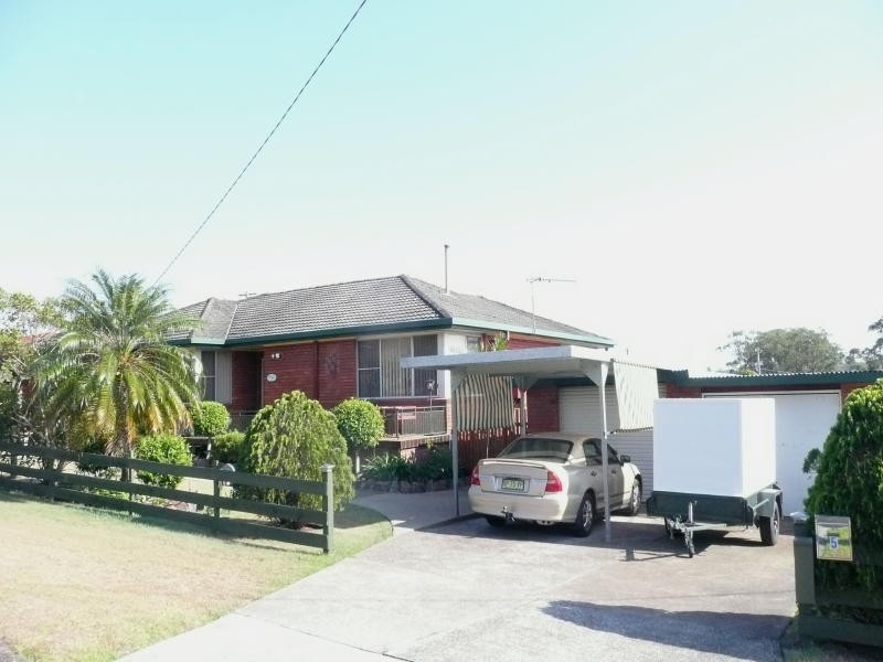 5 Coulston Street, Taree NSW 2430