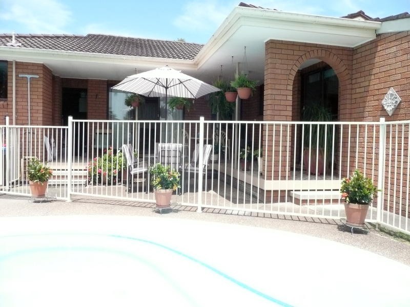 1 Tristiana Crescent, Taree NSW 2430