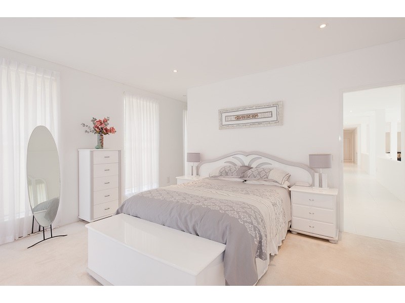 6 Dune Springs Close, Diamond Beach NSW 2430