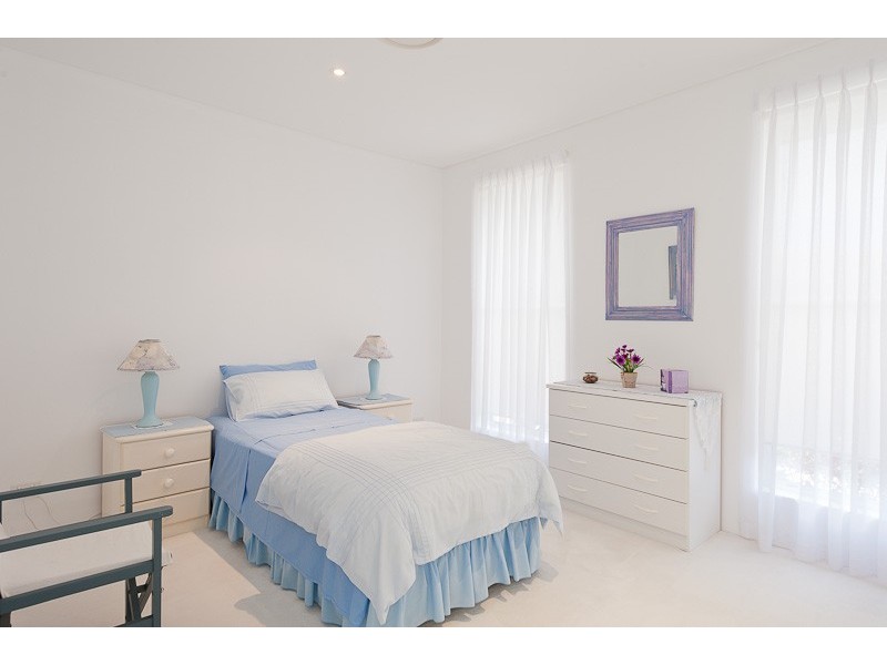 6 Dune Springs Close, Diamond Beach NSW 2430