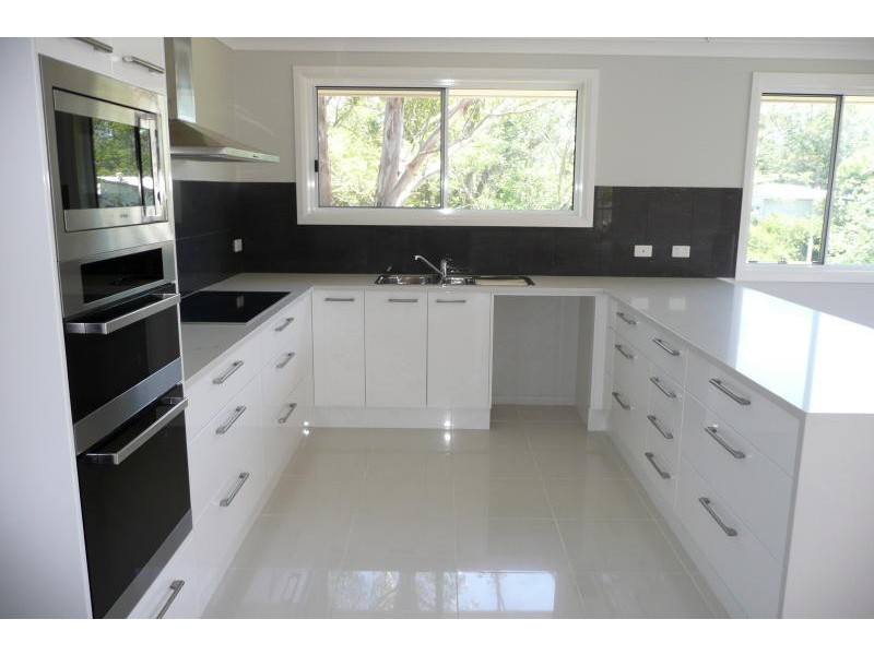 6 Railton Avenue, Taree NSW 2430