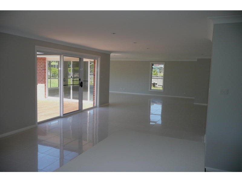 6 Railton Avenue, Taree NSW 2430