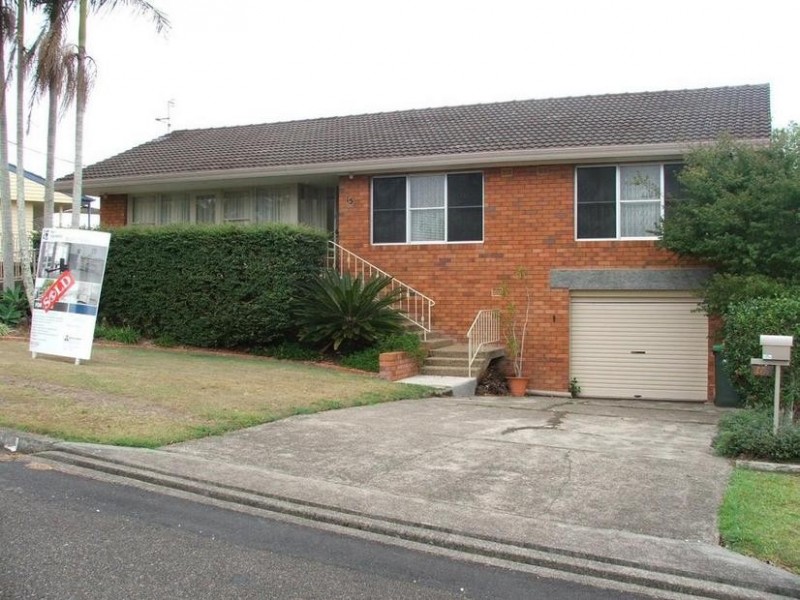 15 Ritchie Crescent, Taree NSW 2430
