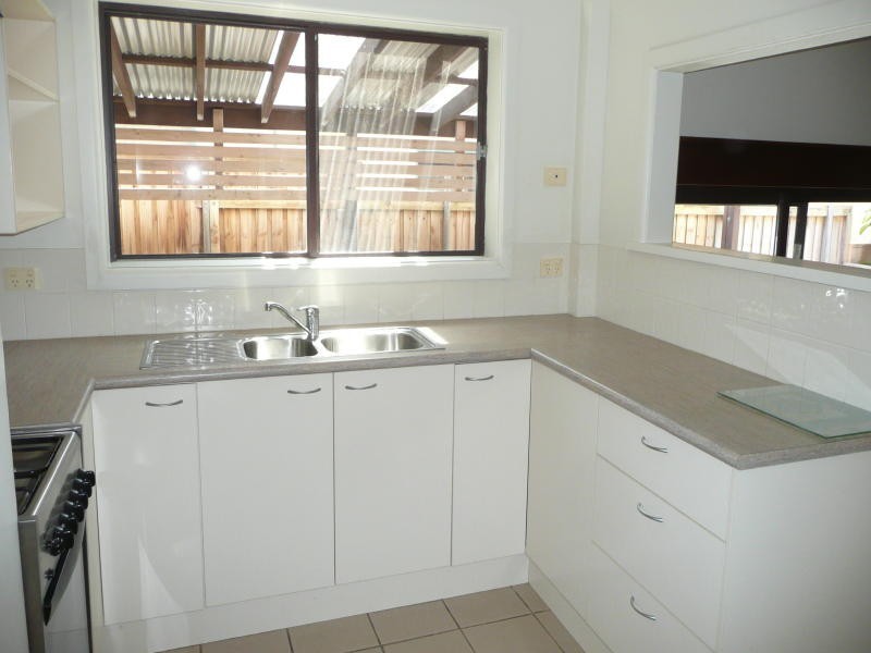 2/34 Hall Street, Old Bar NSW 2430
