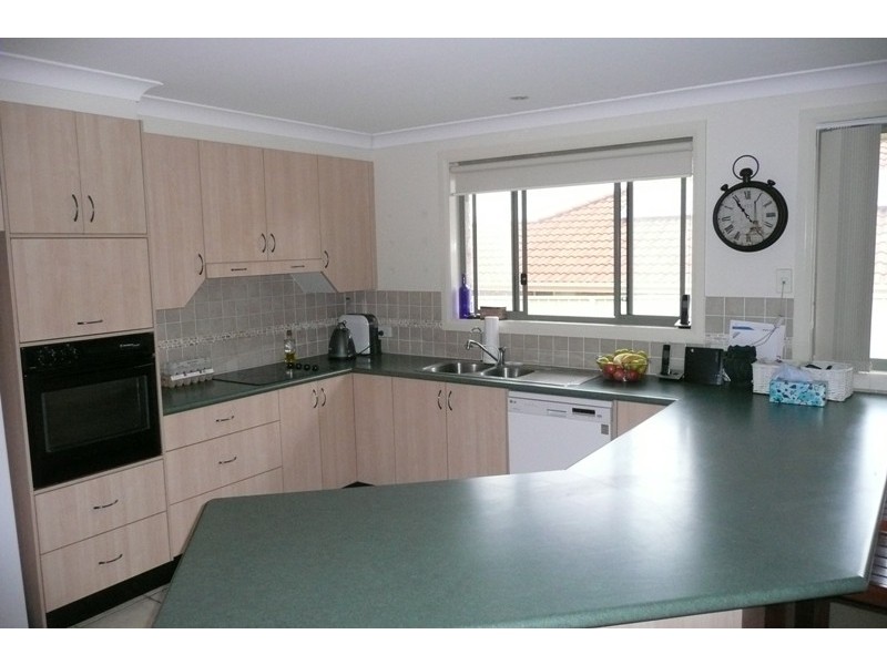 6 Mistral Place, Old Bar NSW 2430