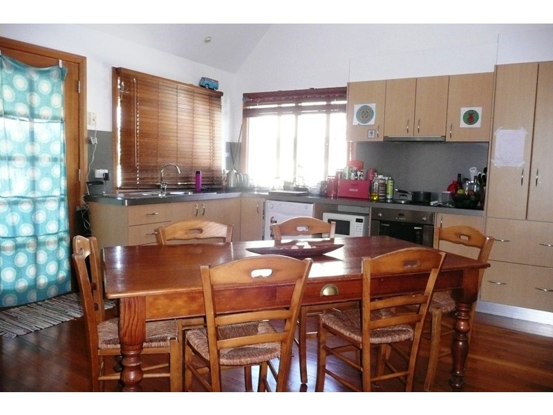 1/5 Flagtail Avenue, Old Bar NSW 2430