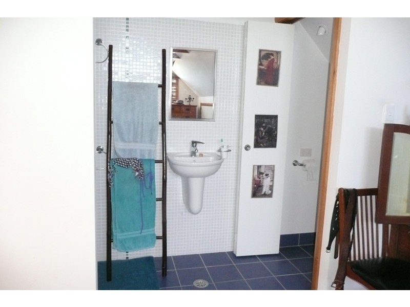 1/5 Flagtail Avenue, Old Bar NSW 2430