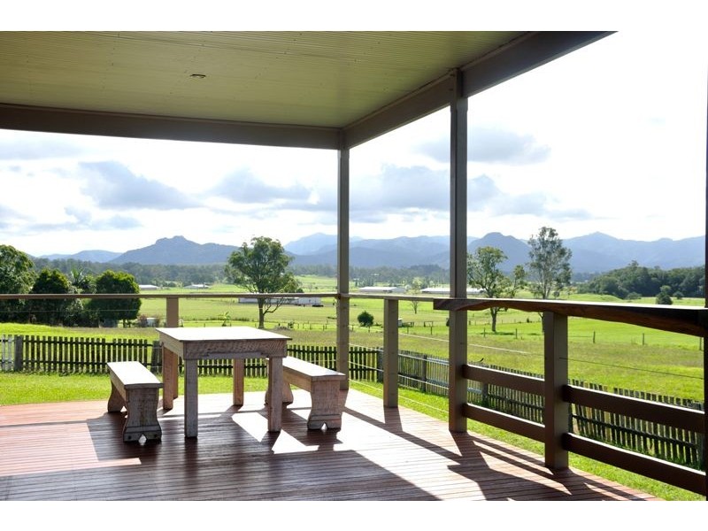 696 Upper Lansdowne Rd, Taree NSW 2430