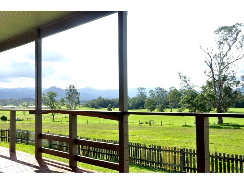 696 Upper Lansdowne Rd, Taree NSW 2430