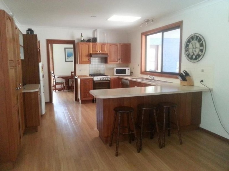 18 Kiwarrak Drive, Rainbow Flat NSW 2430