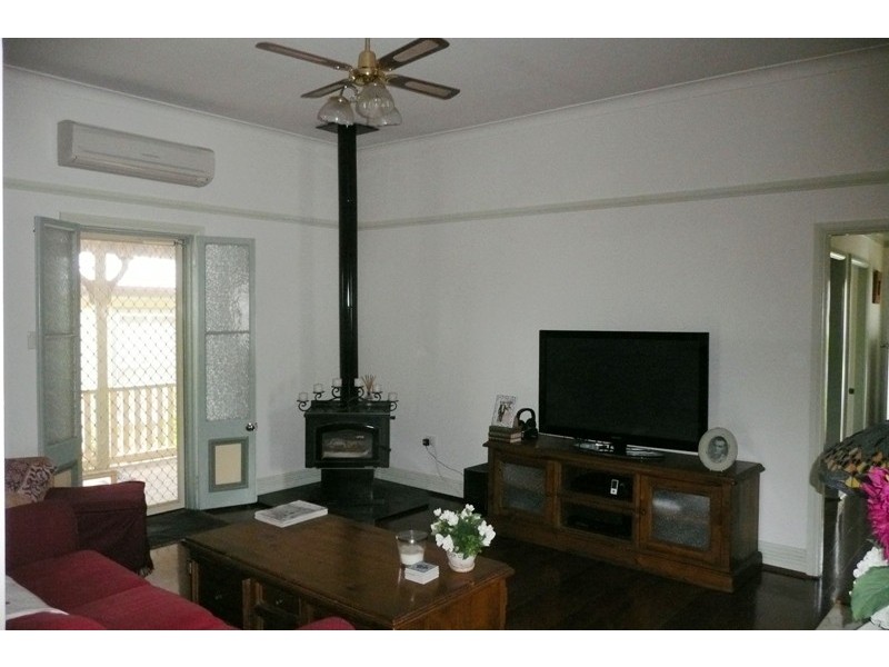 18 York Street, Taree NSW 2430