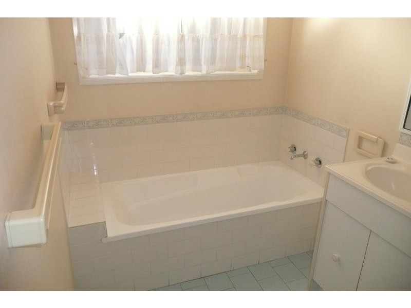 43 Palanas Drive, Taree NSW 2430