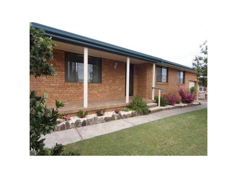 11 Wentworth Street, Taree NSW 2430