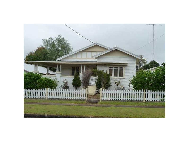 7 Short Street, Taree NSW 2430