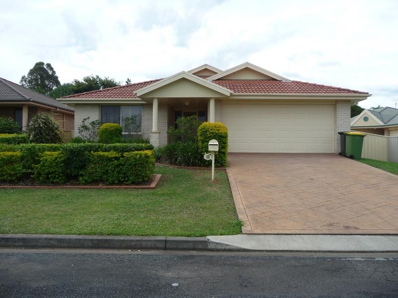 18 Wandarra Street, Taree NSW 2430