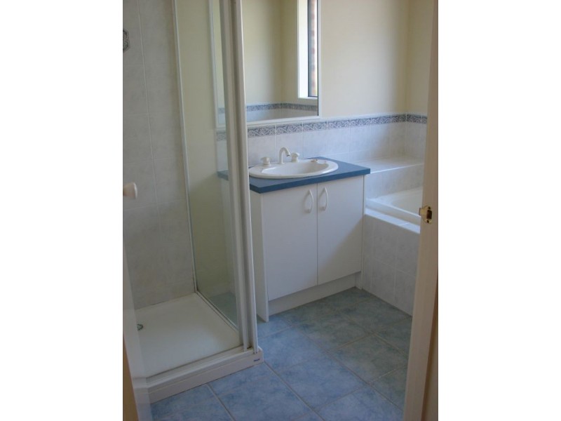 22 Charter Road East, Sunbury VIC 3429