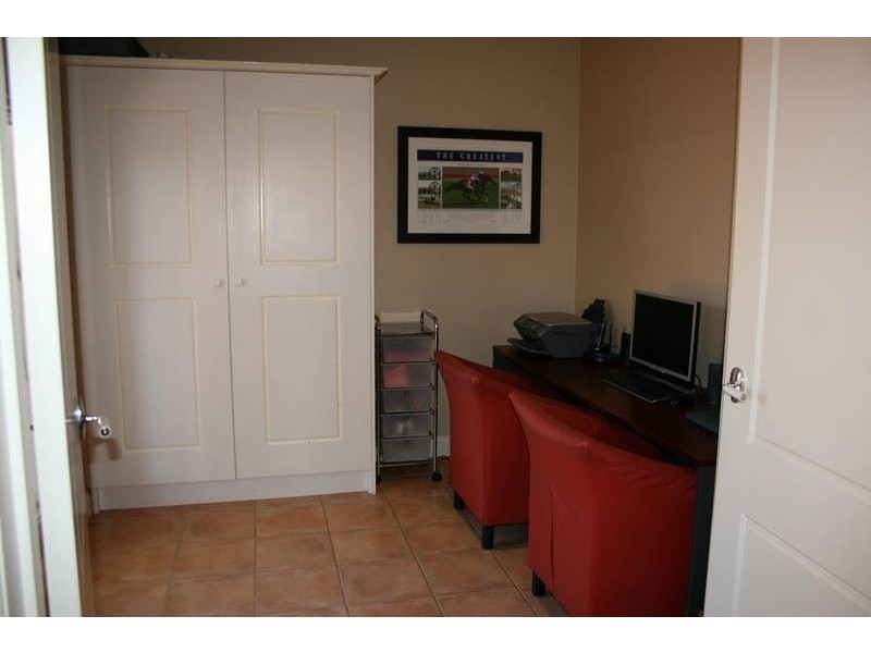 1 Wattle Drive, Sunbury VIC 3429