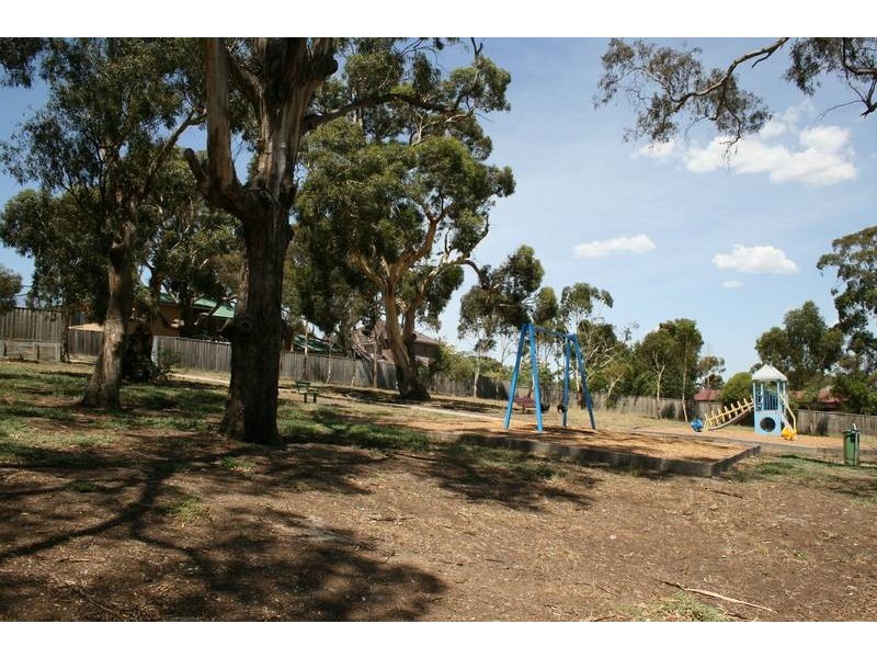 1 Wattle Drive, Sunbury VIC 3429