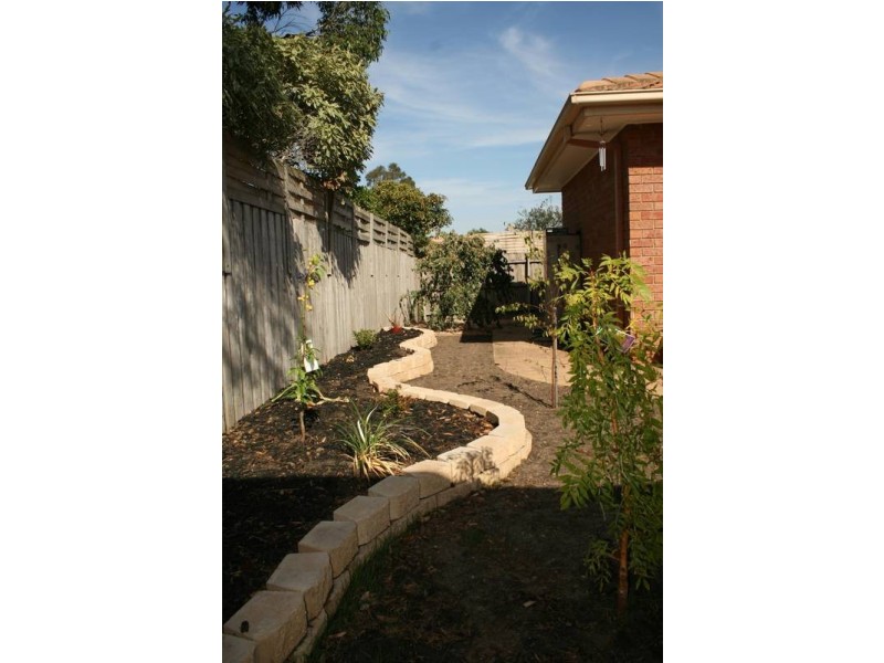 3/45 Ligar Street, Sunbury VIC 3429