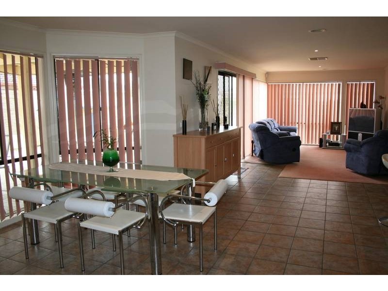 41 Archer Avenue, Sunbury VIC 3429