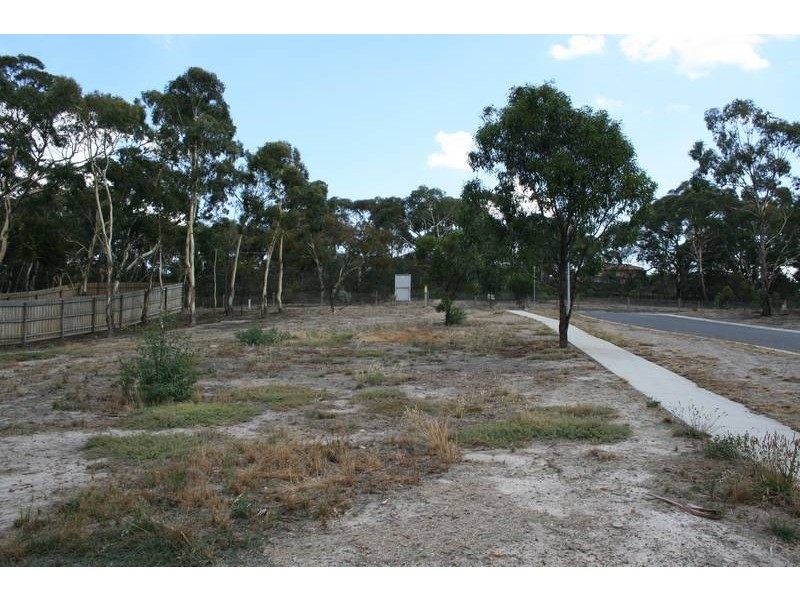 4 Manna Gum Close, Sunbury VIC 3429