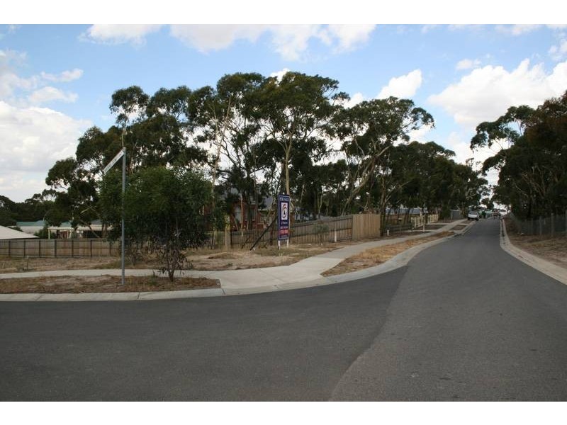4 Manna Gum Close, Sunbury VIC 3429
