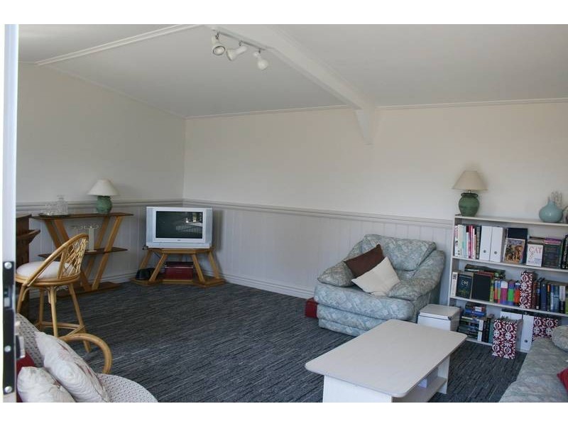 11 Carnoustie Drive, Sunbury VIC 3429