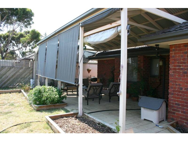 11 Carnoustie Drive, Sunbury VIC 3429