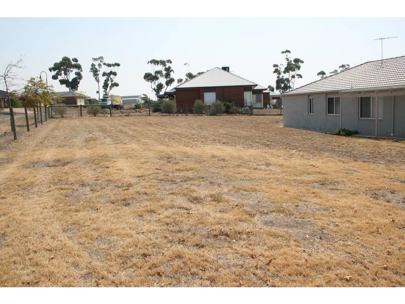 6 Berrydale Road, Sunbury VIC 3429