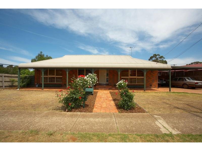 21 Wilson Road, Melton South VIC 3338