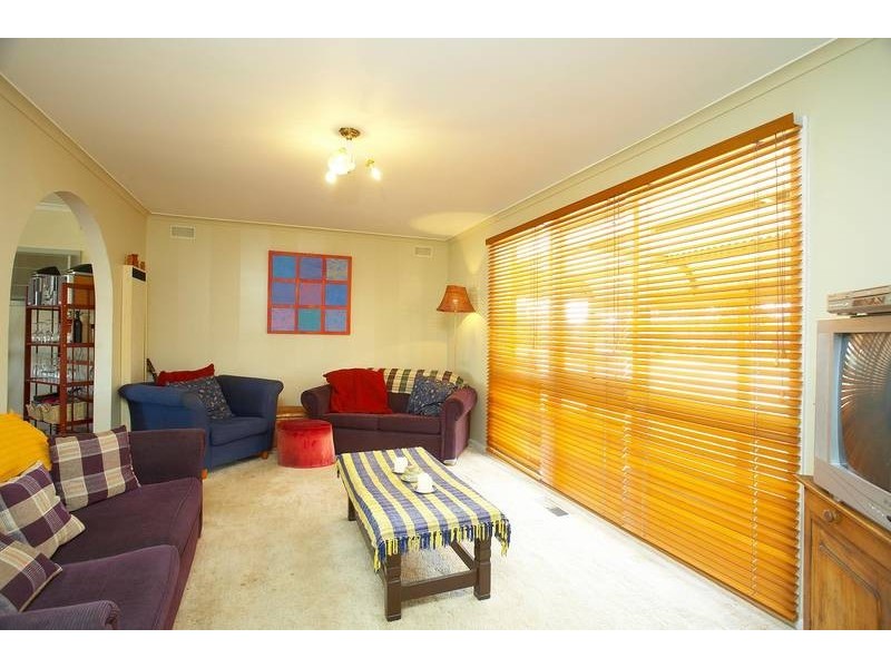 21 Wilson Road, Melton South VIC 3338