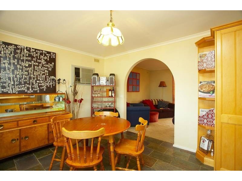 21 Wilson Road, Melton South VIC 3338