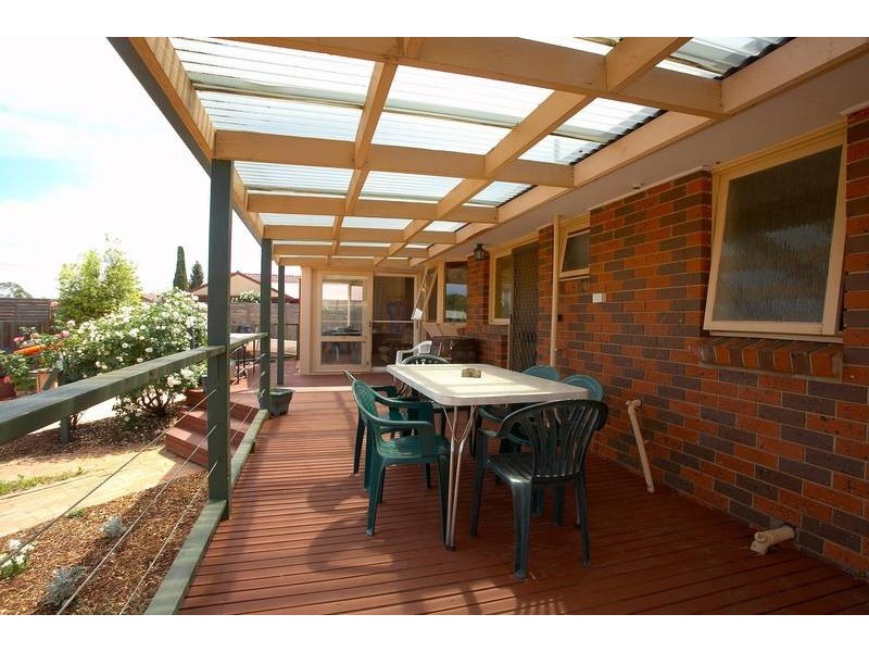 21 Wilson Road, Melton South VIC 3338