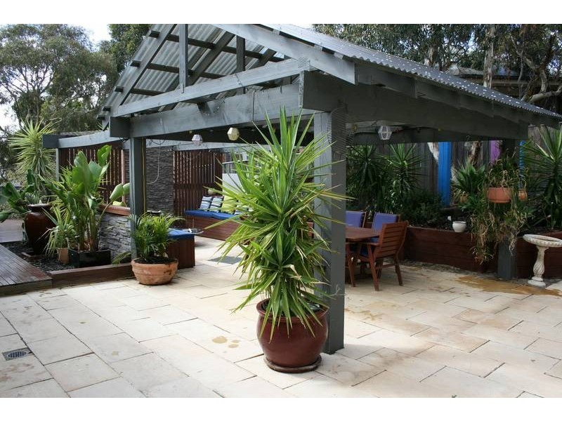 18 Fullwood Drive, Sunbury VIC 3429