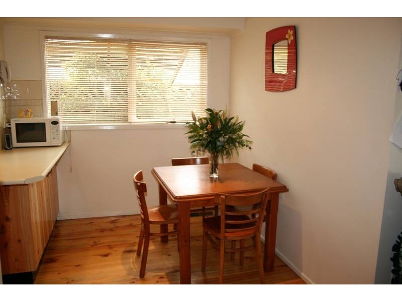 27 Deakin Street, Sunbury VIC 3429
