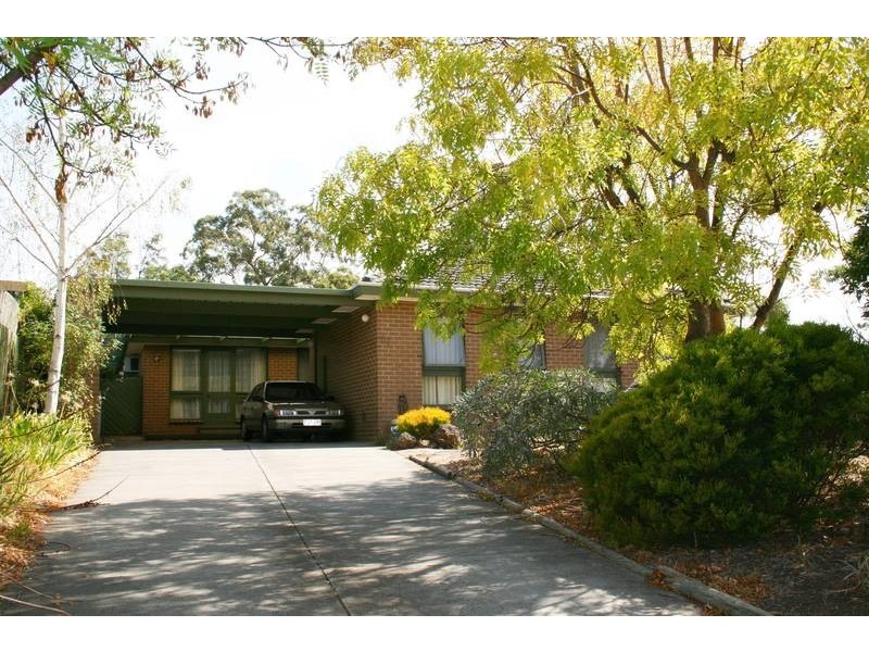 61 Higgins Avenue, Sunbury VIC 3429