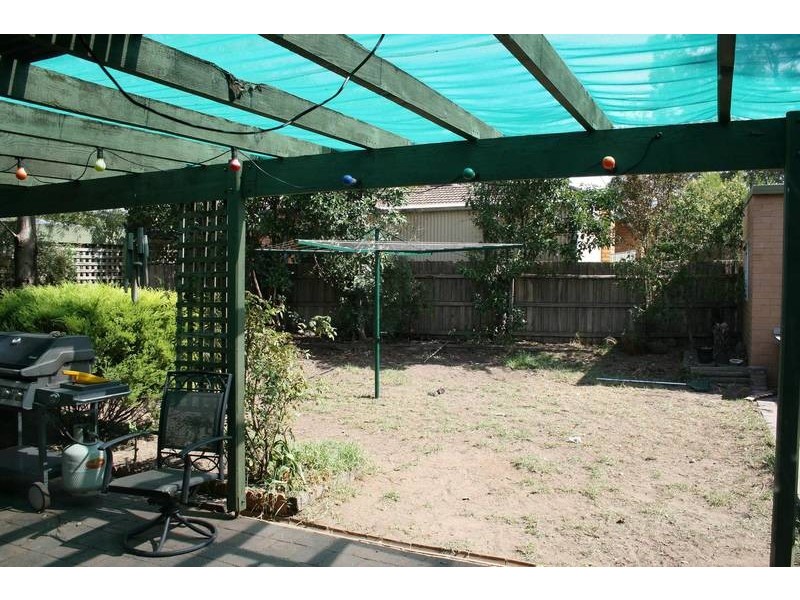 61 Higgins Avenue, Sunbury VIC 3429