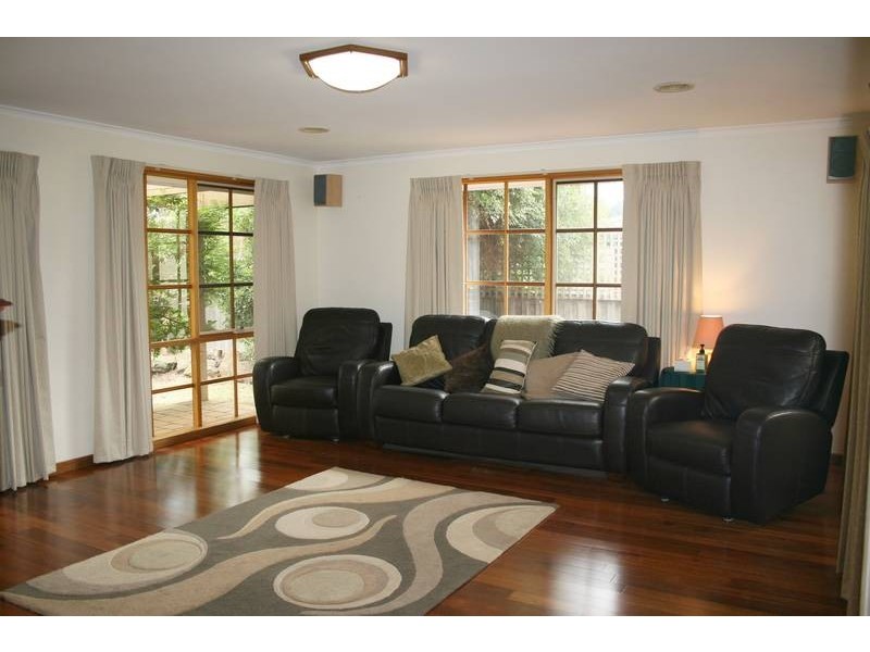 110 Reservoir Road, Sunbury VIC 3429