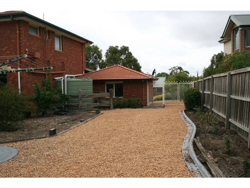 13 Wattle Drive, Sunbury VIC 3429
