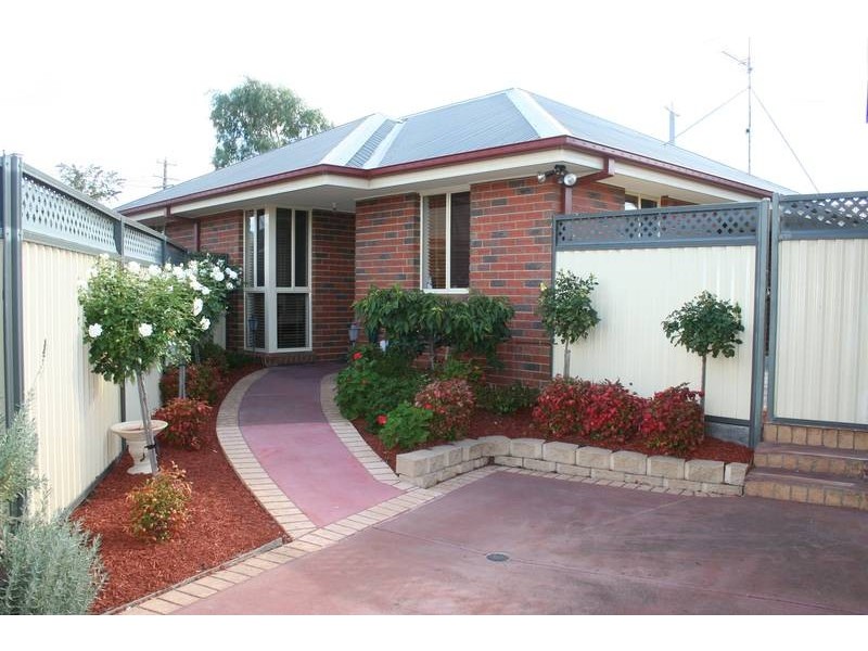 1/6-8 Cumberland Chase, Sunbury VIC 3429