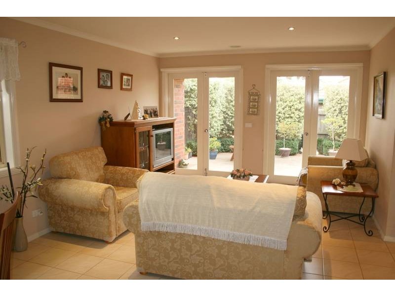 1/6-8 Cumberland Chase, Sunbury VIC 3429