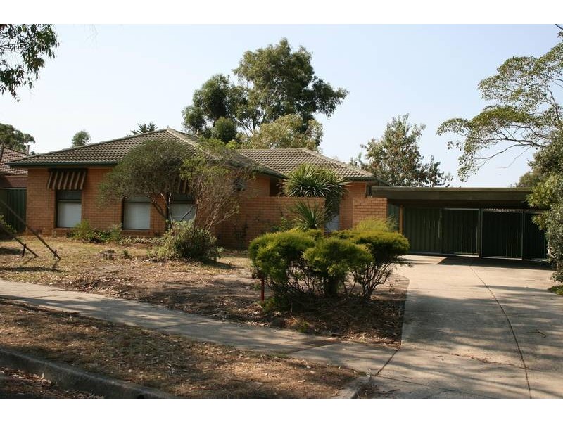 4 Isaacs Close, Sunbury VIC 3429