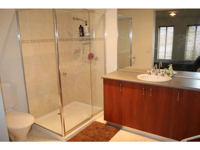 12 Higgs Circuit, Sunbury VIC 3429