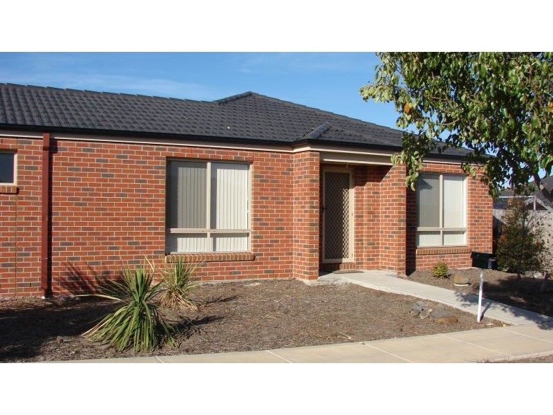 9 Kippax Street, Sunbury VIC 3429