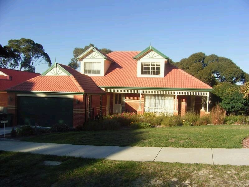 26 Fullwood Drive, Sunbury VIC 3429