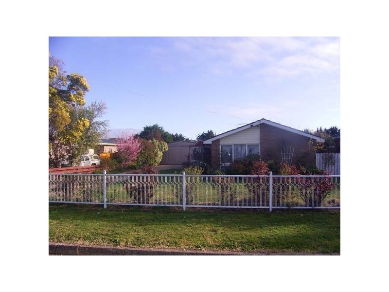 18 Hamilton Street, Riddells Creek VIC 3431