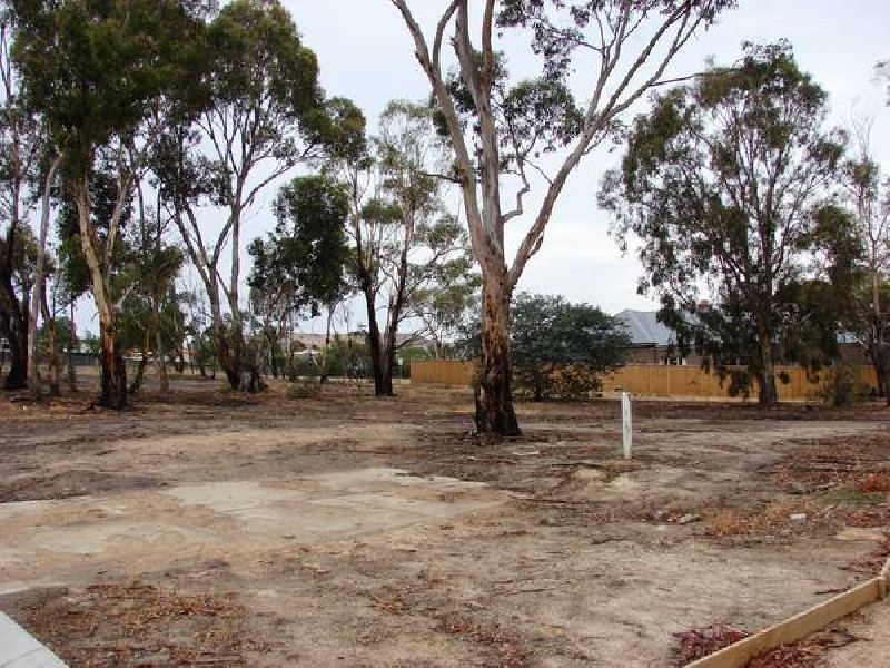 4 Riddell Road, Sunbury VIC 3429