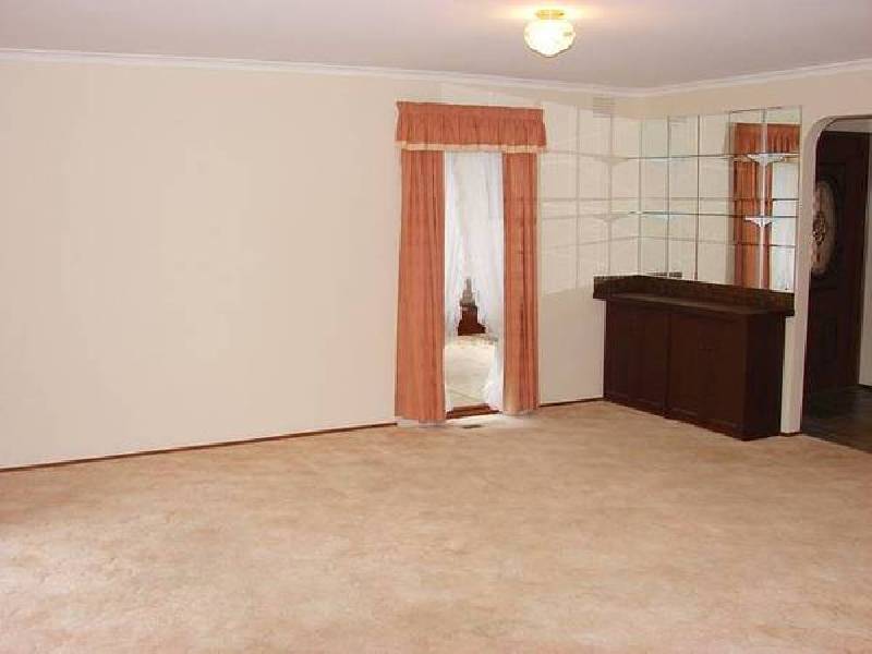 Burke Road, Sunbury VIC 3429